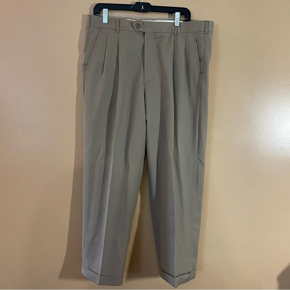Gianfranco Ruffini Tan Suit pants size Small 36